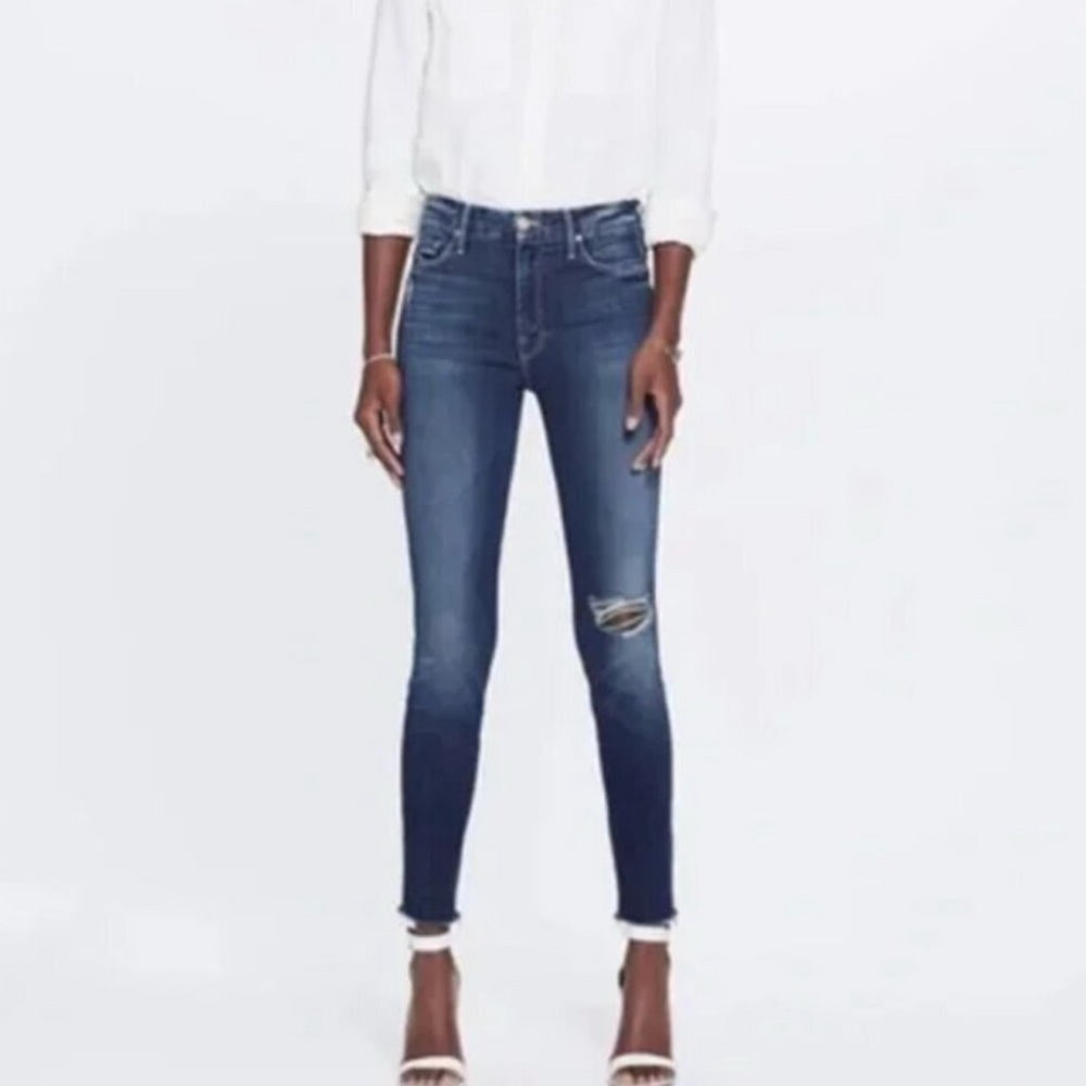 Stylish Blue Skinny Jeans